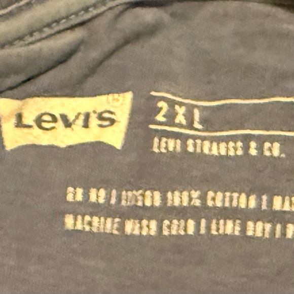 Vintage Levi's Gray Graphic Tee size 2XL - Picture 2 of 2